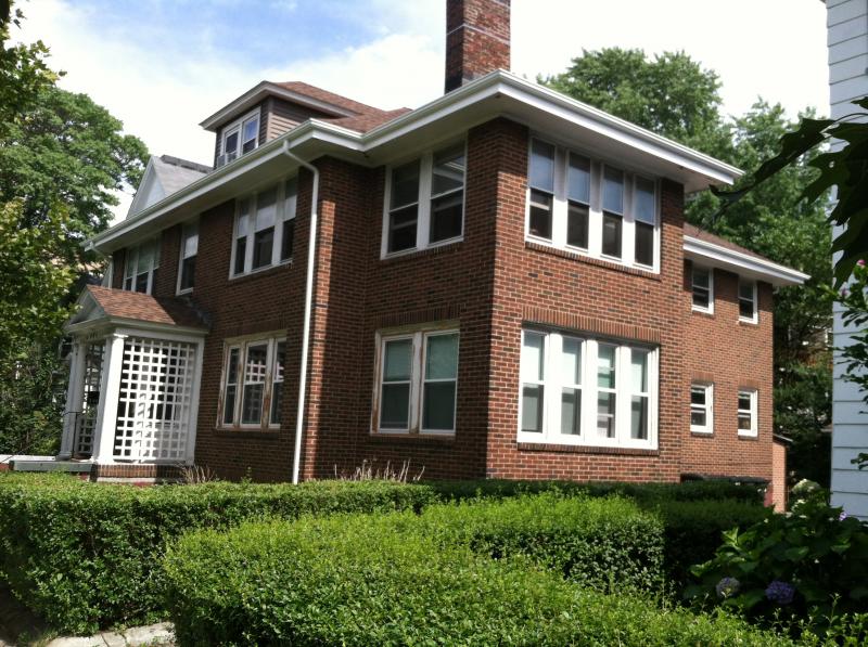 604 Cambrigde St, Allston