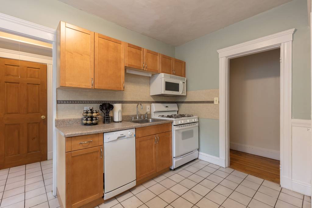 104 Toxteth, Longwood