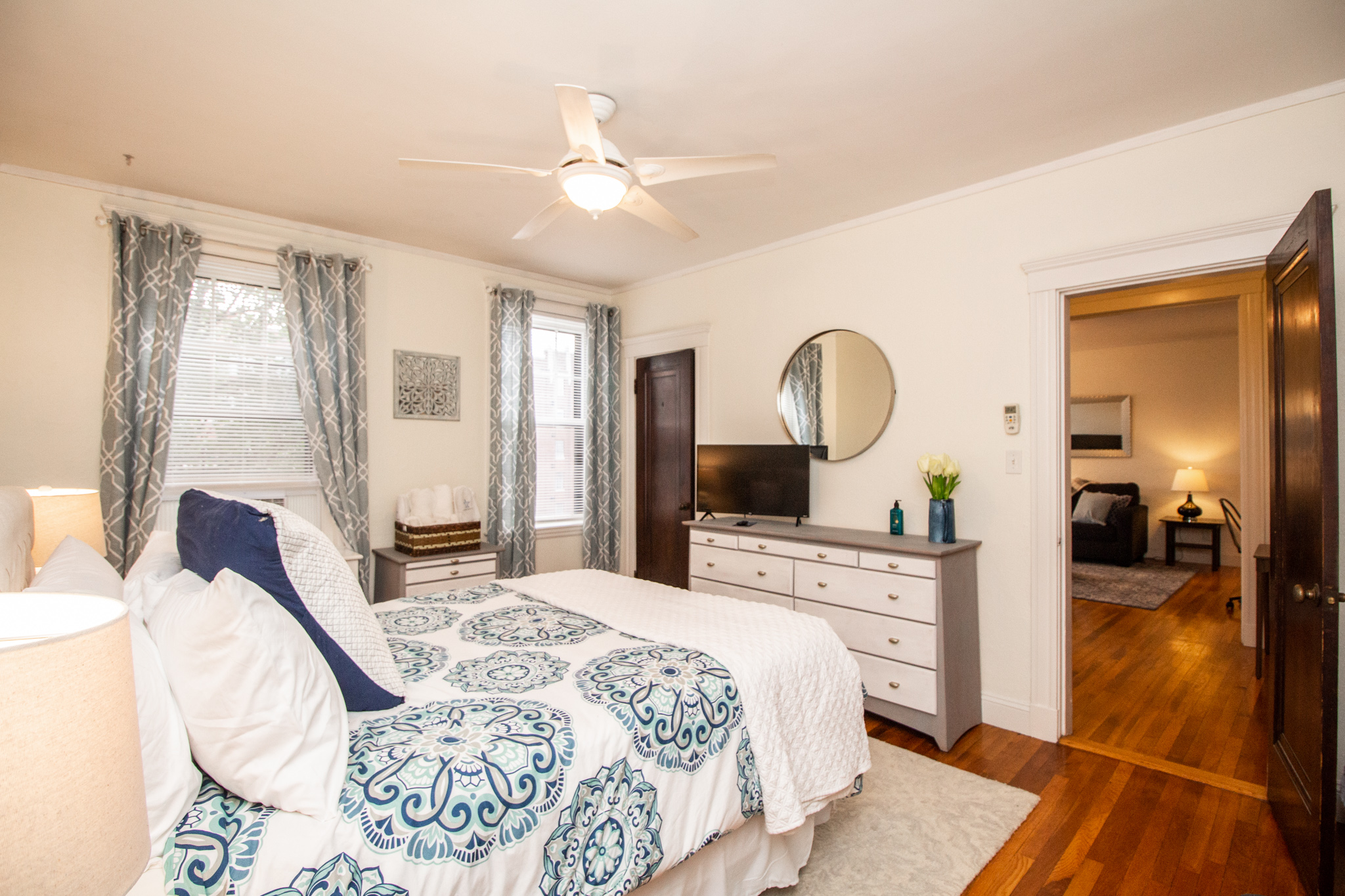 1945 Commonwealth Ave, Brighton