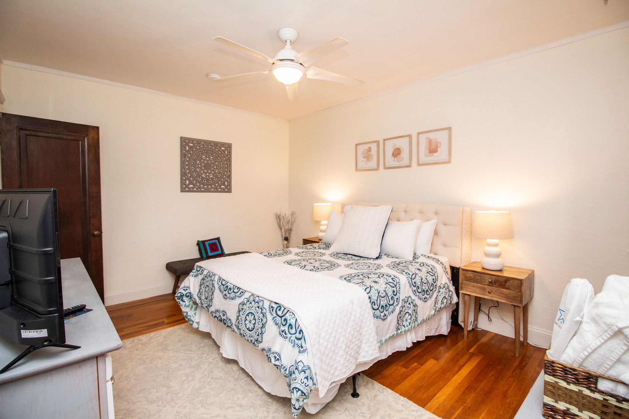 1945 Commonwealth Ave, Brighton