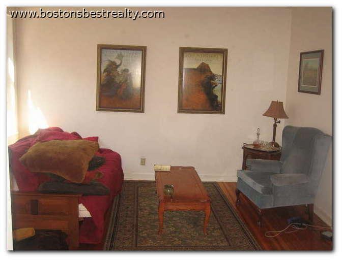 1404 Commonwealth Ave, Brighton