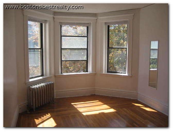 1111 Boylston St, Fenway