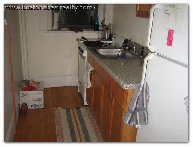 1318 Commonwealth Ave, Allston