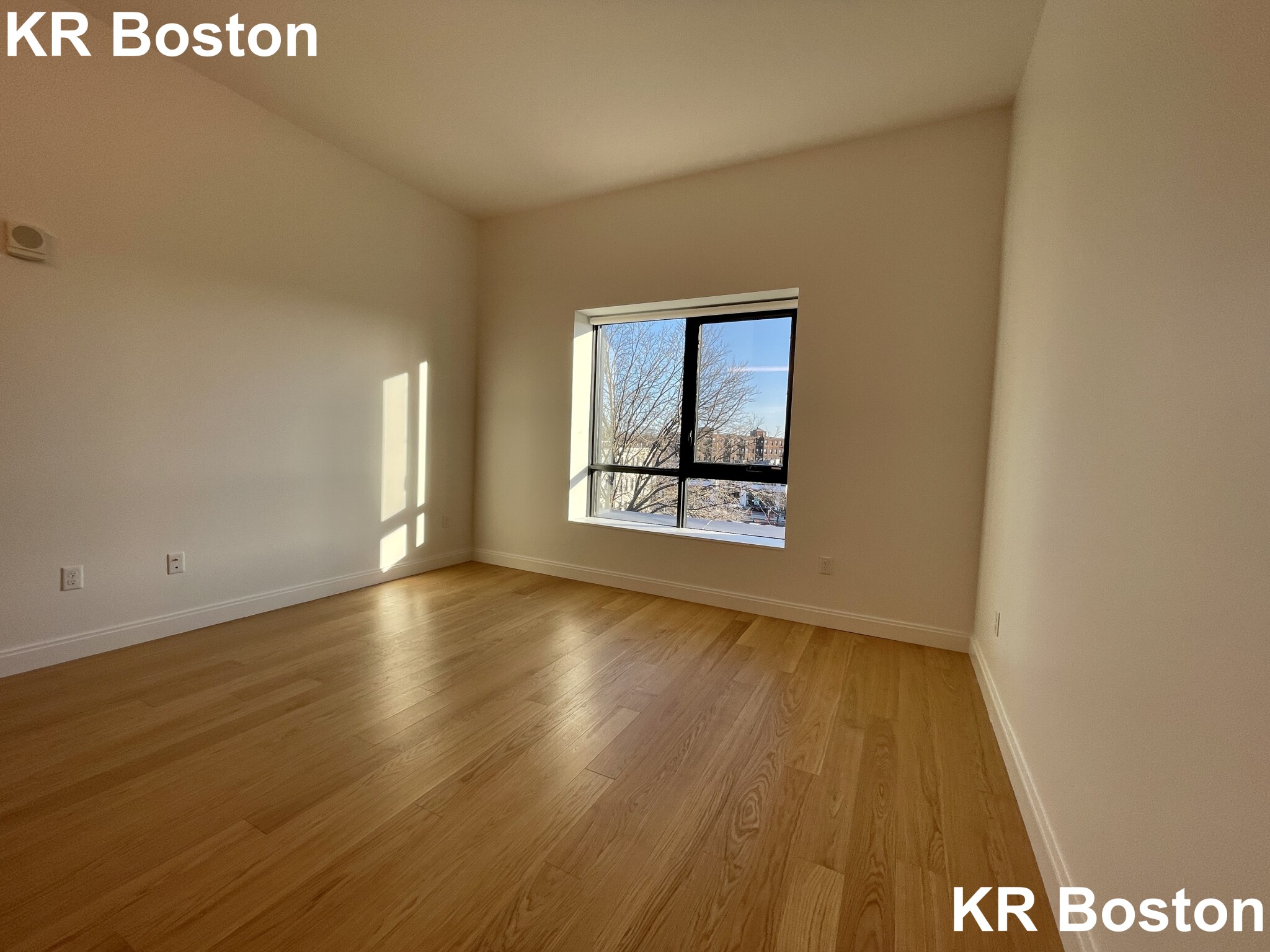 83 Gardner St, Allston