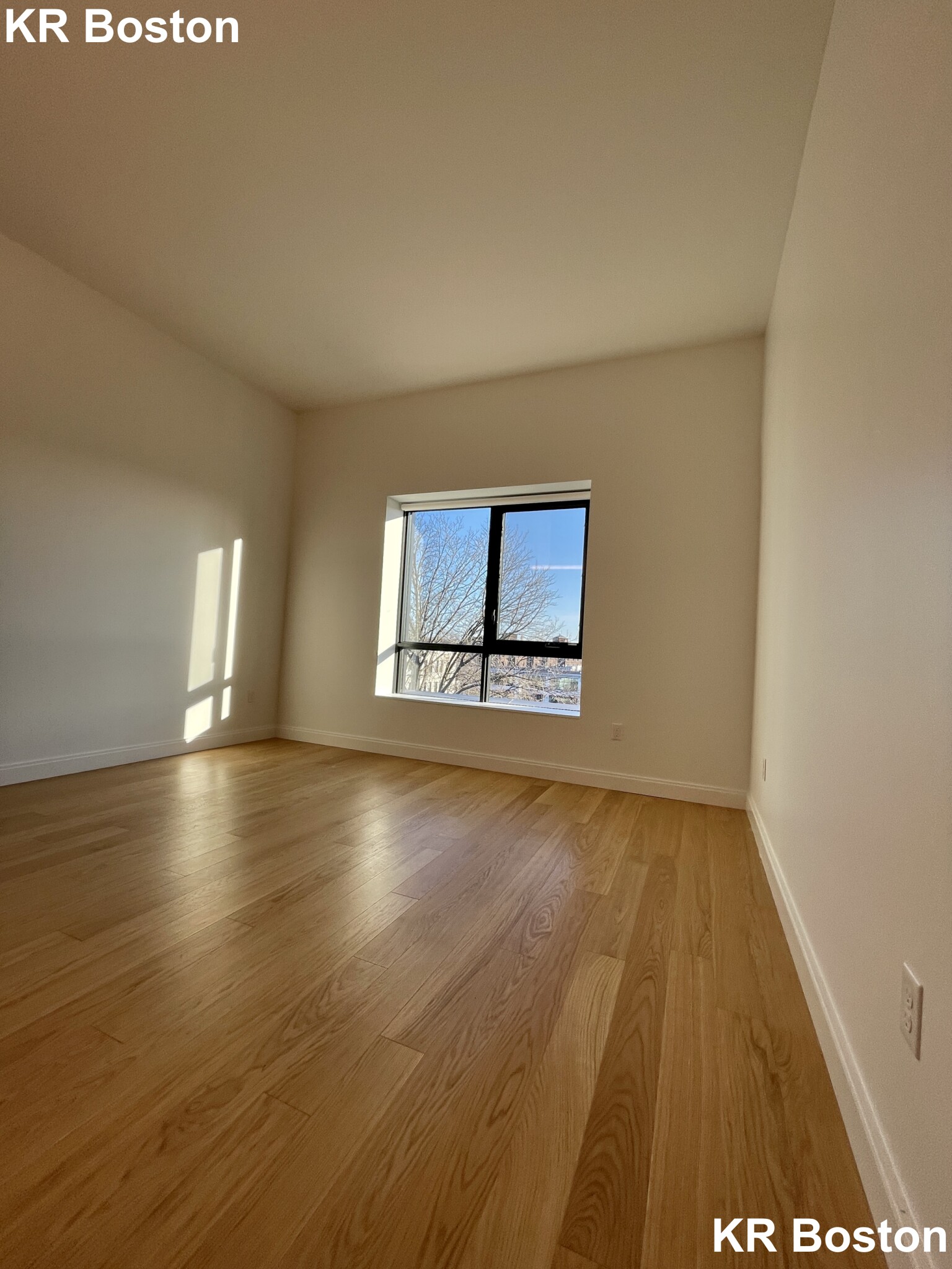 83 Gardner St, Allston