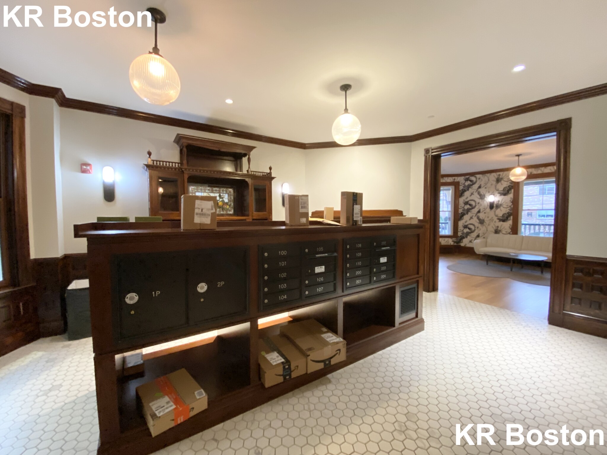 82 Gardner St, Allston