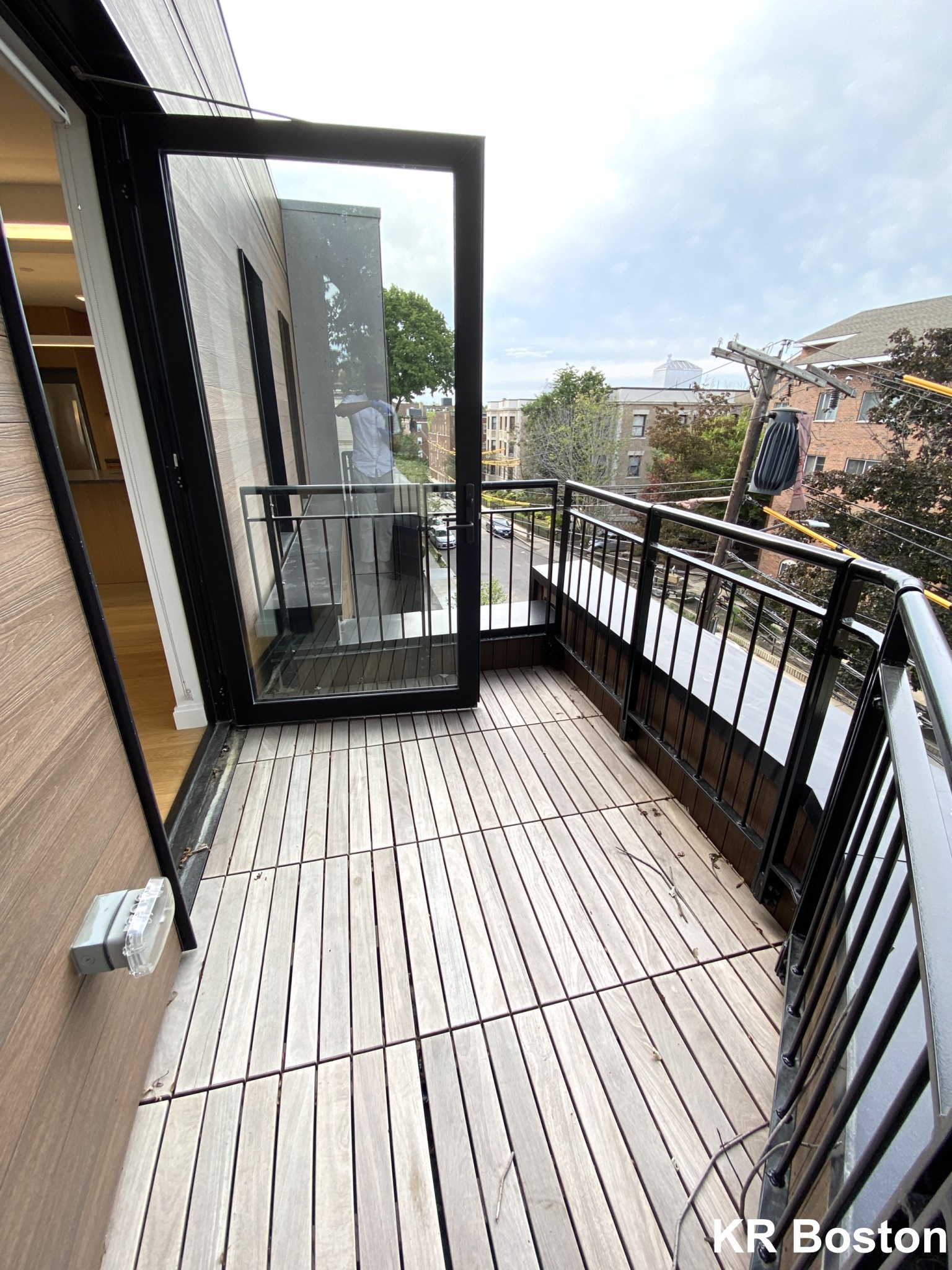 83 Gardner St, Allston