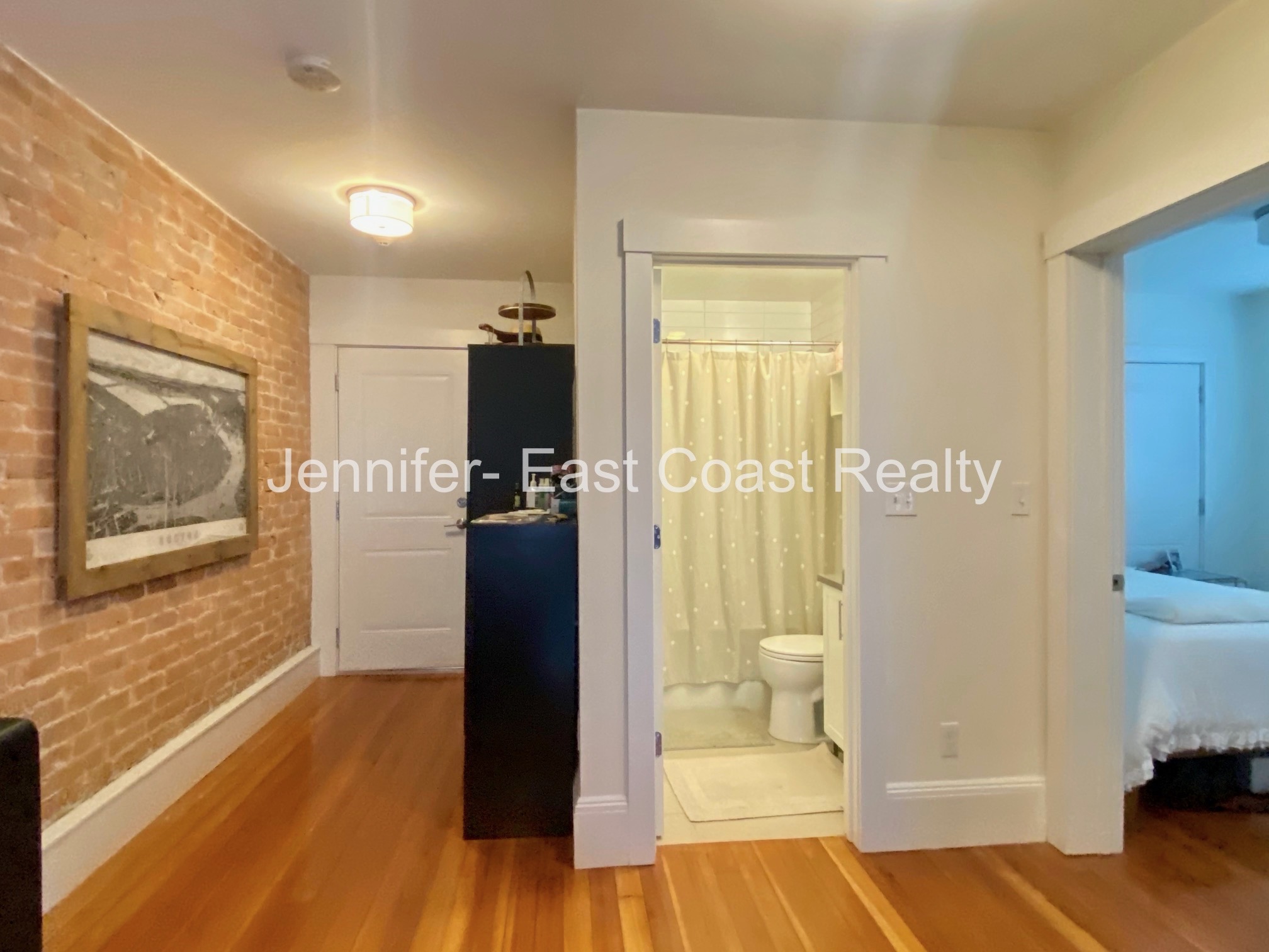 83 Harvard St, Central Village