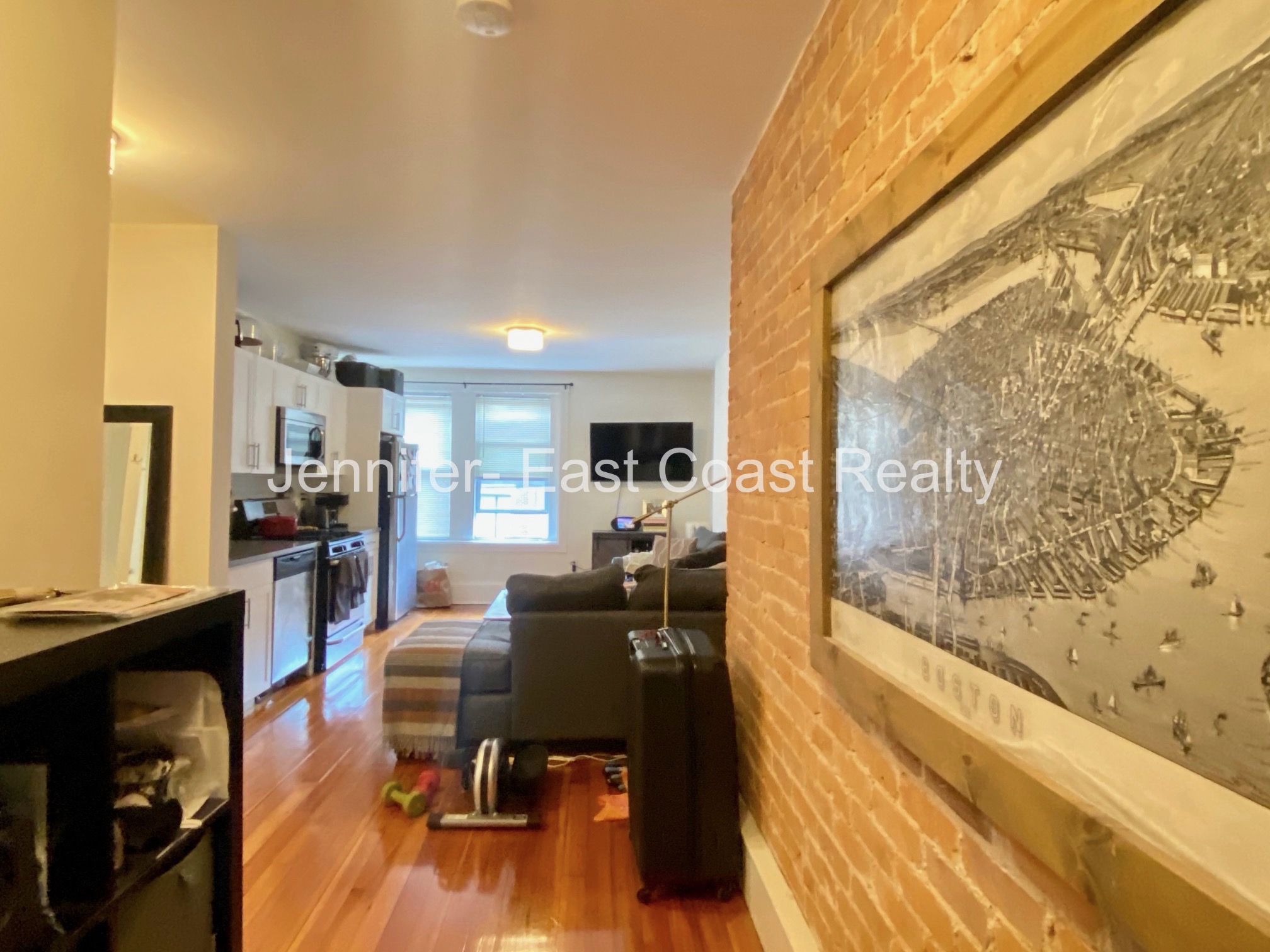 83 Harvard St, Central Village