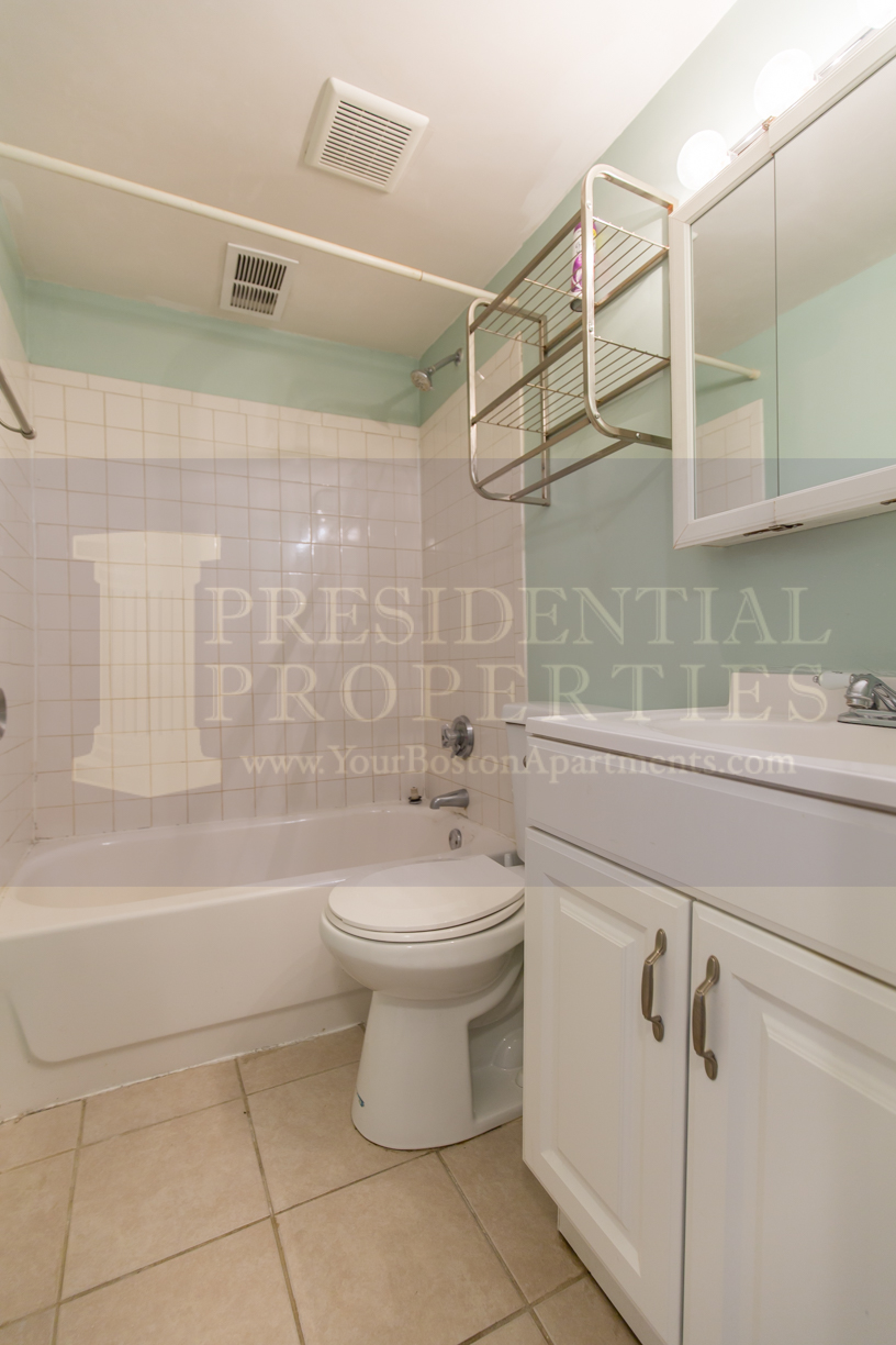 238 Cambridge St, Beacon Hill