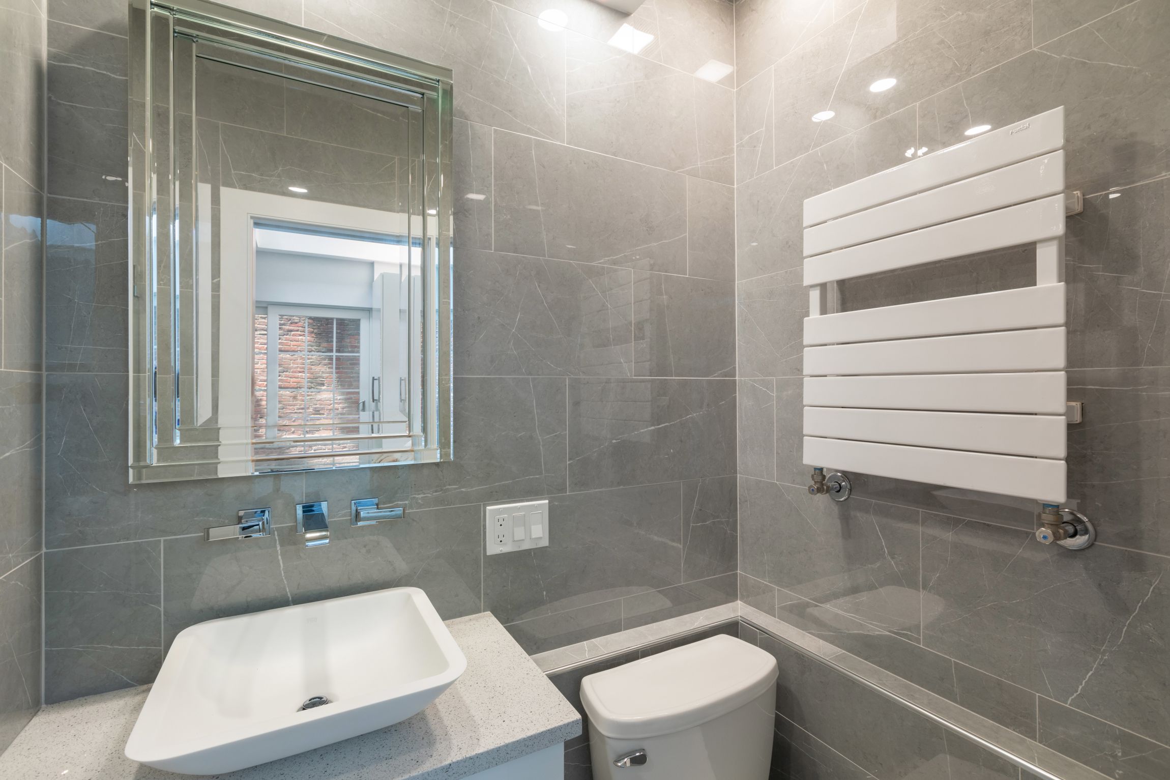 23 Unity St, North End