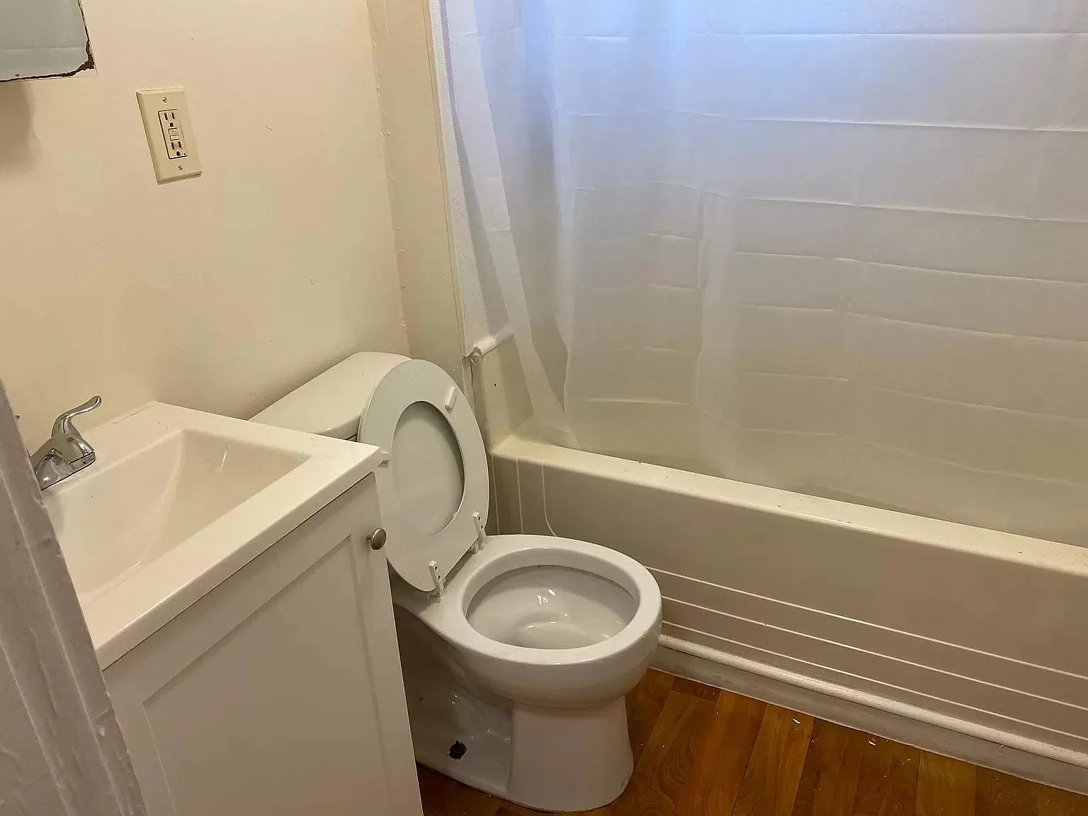 2 Belmont St, Malden