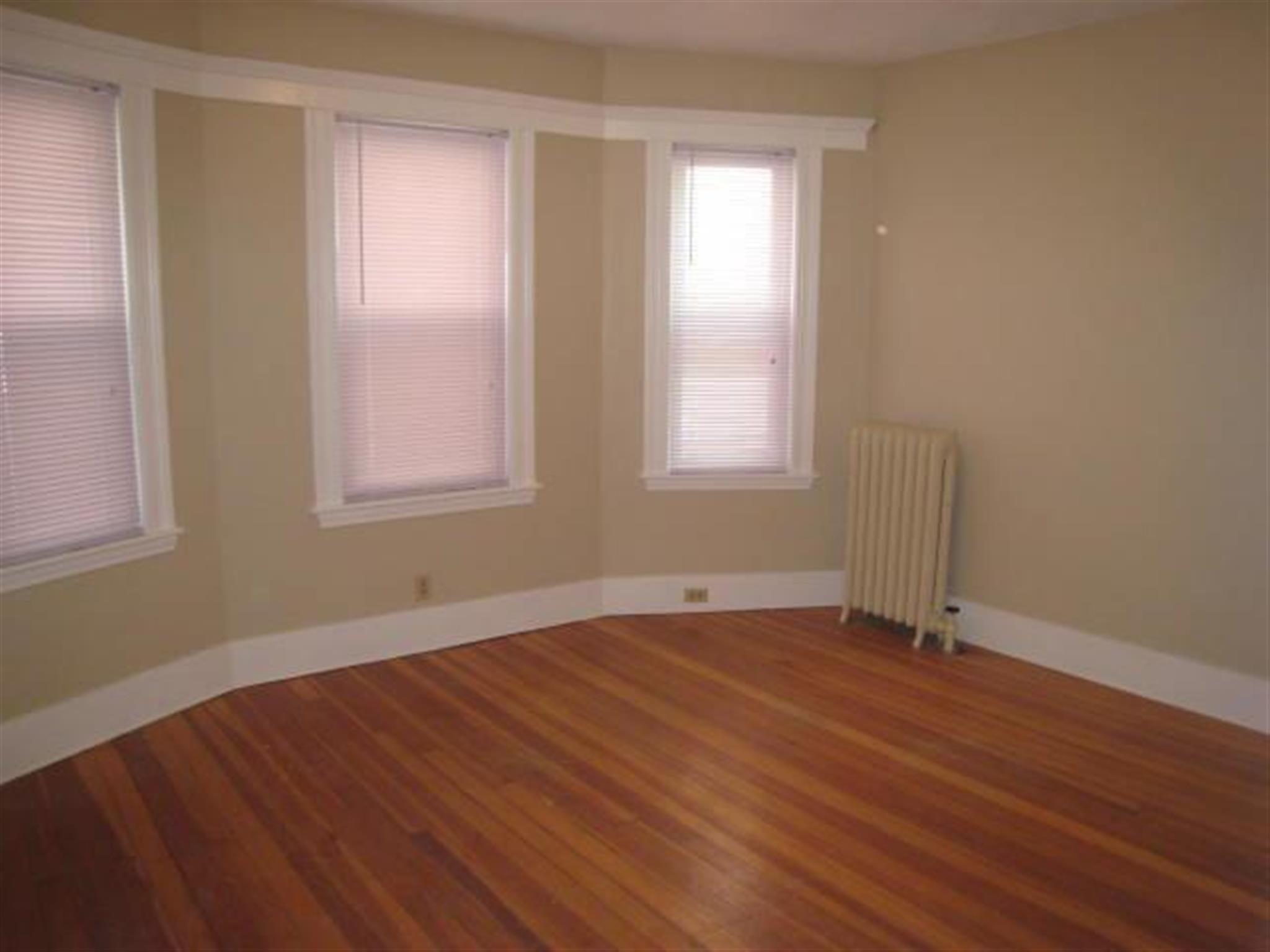 79 Conwell Ave, Teele Square