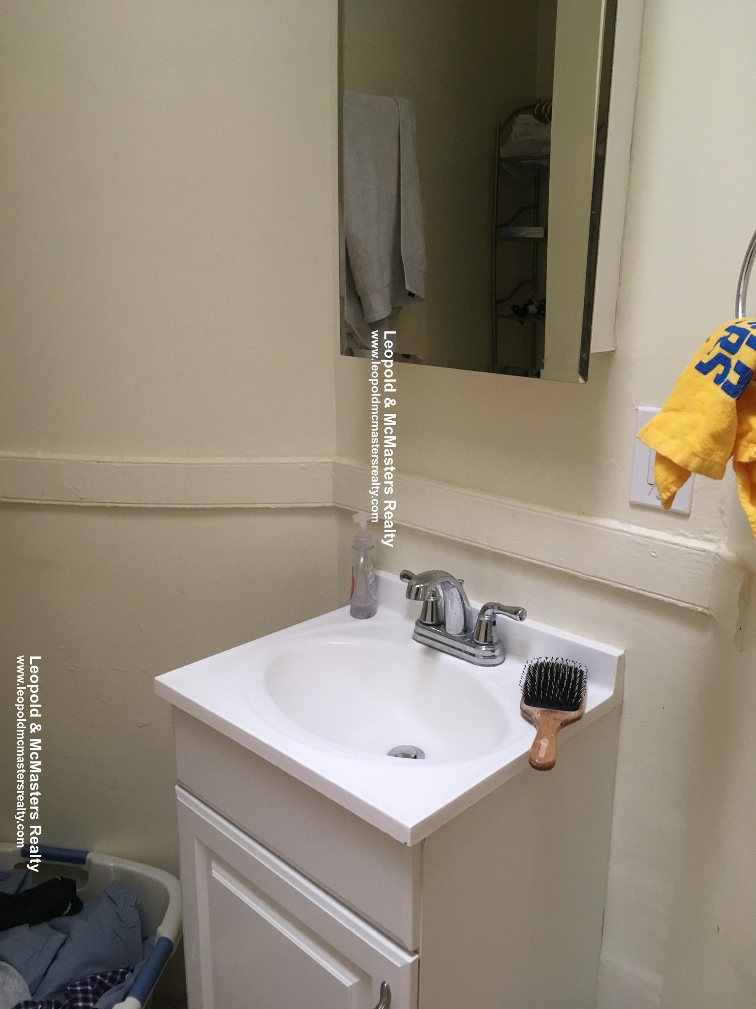 24 Joy St, Beacon Hill