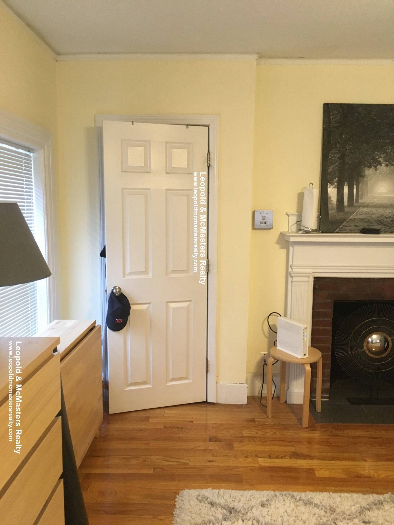 24 Joy St, Beacon Hill