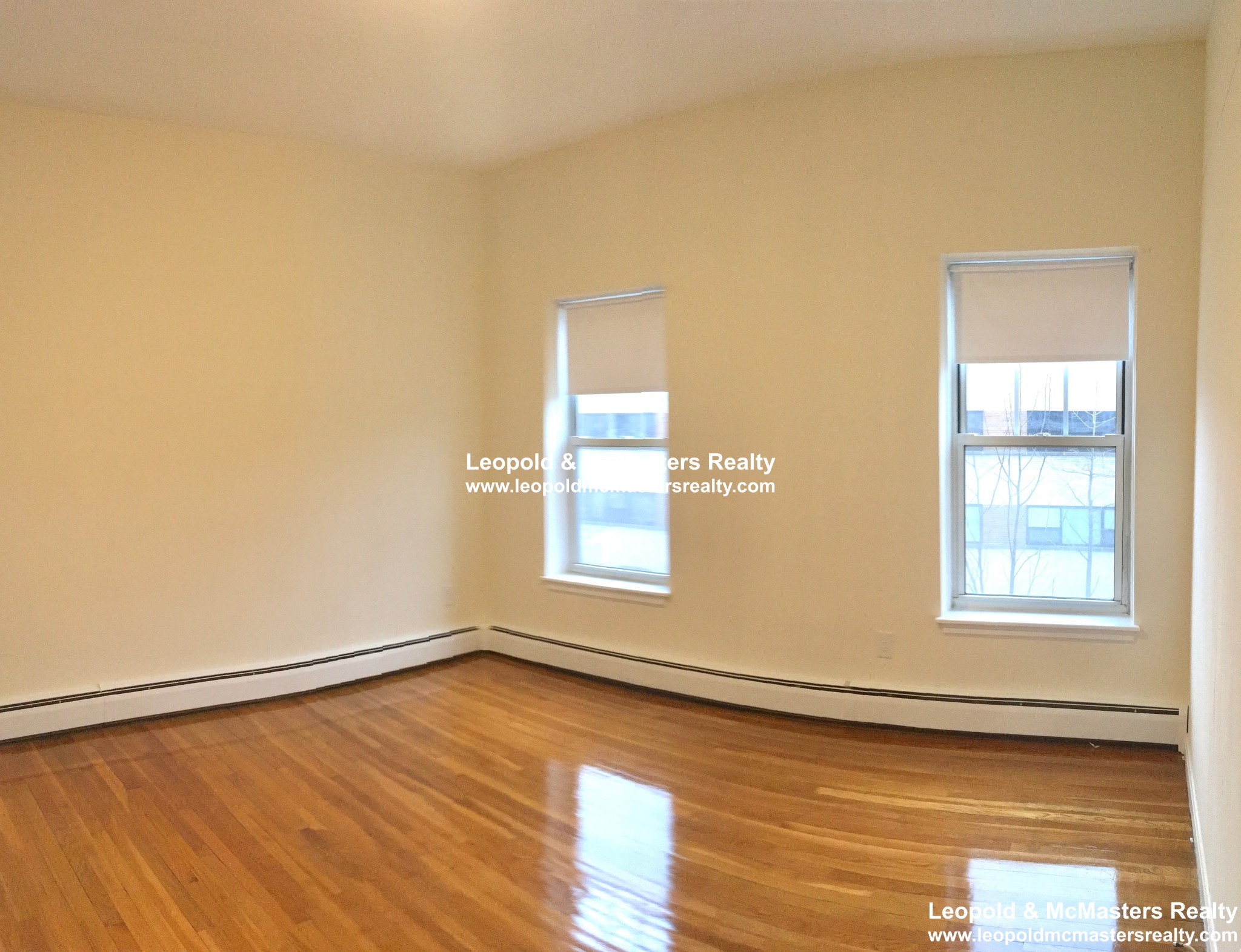 180 North Beacon St, Brighton