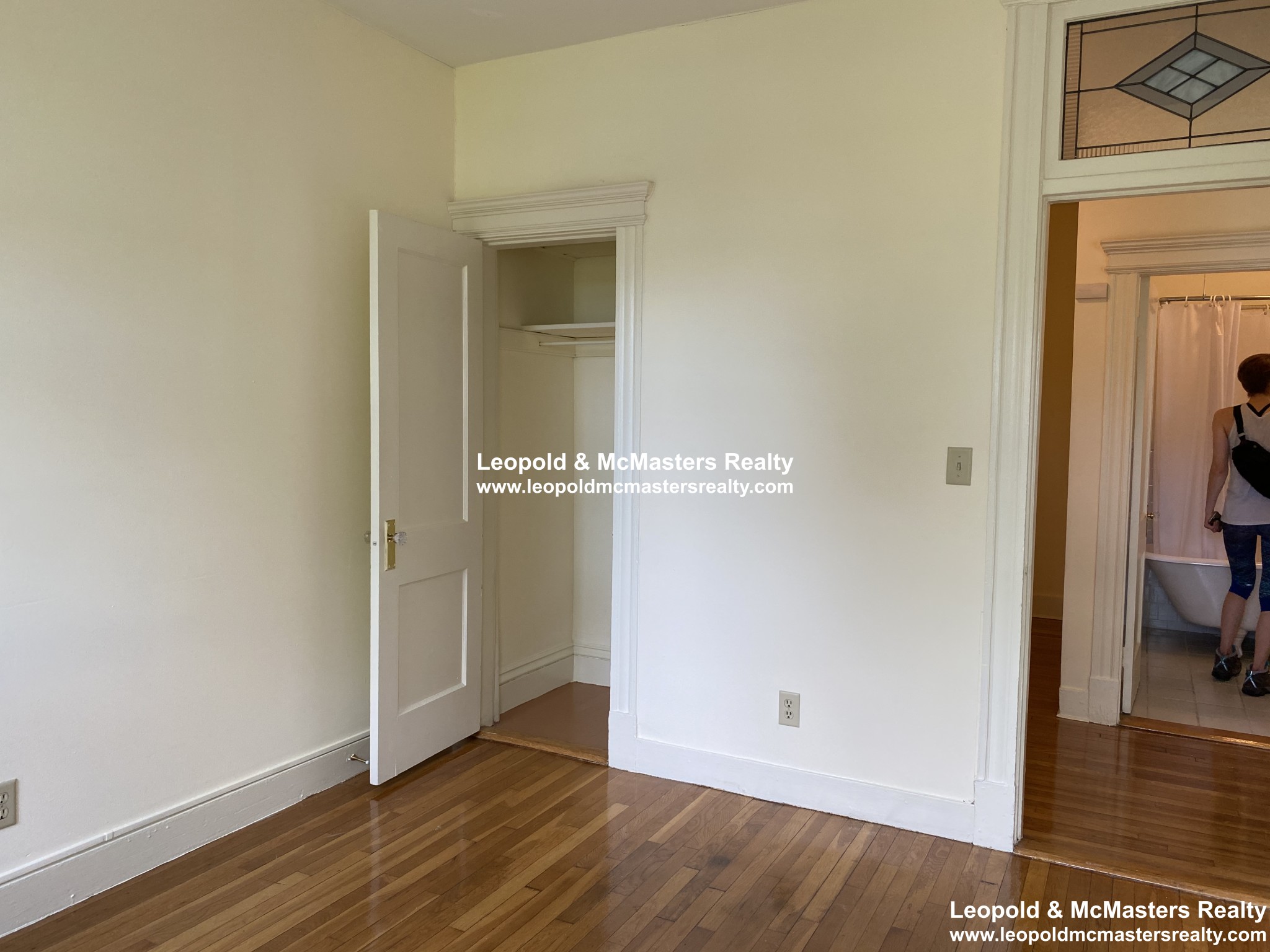 100 Queensberry St, Fenway