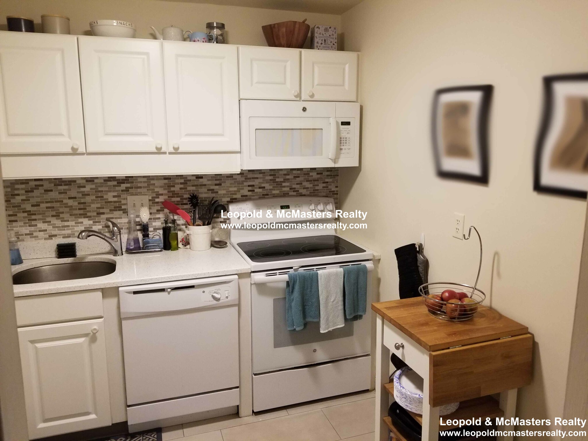 101 Monmouth St, Longwood