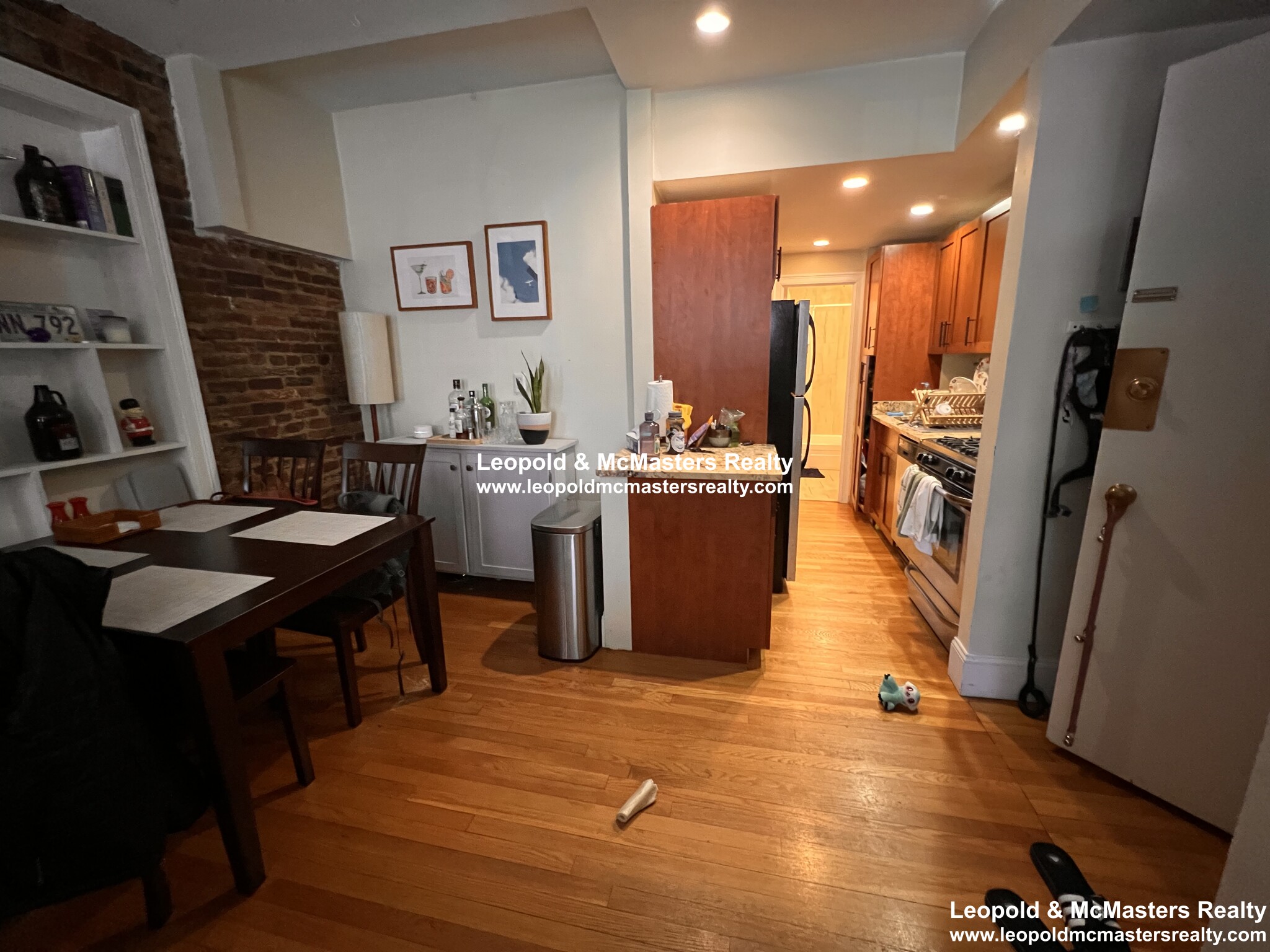 88 West Cedar St, Beacon Hill