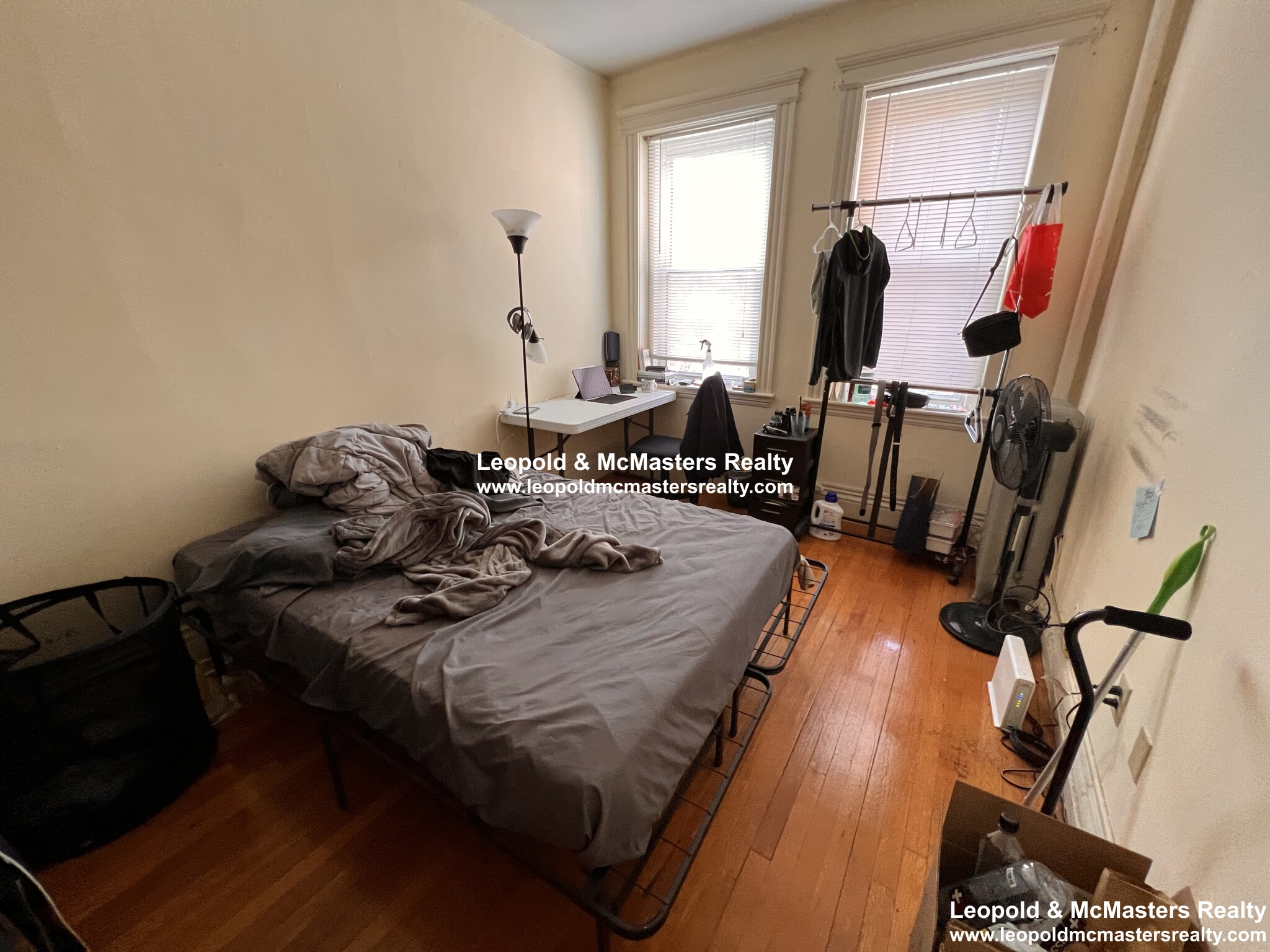 100 Queensberry St, Fenway