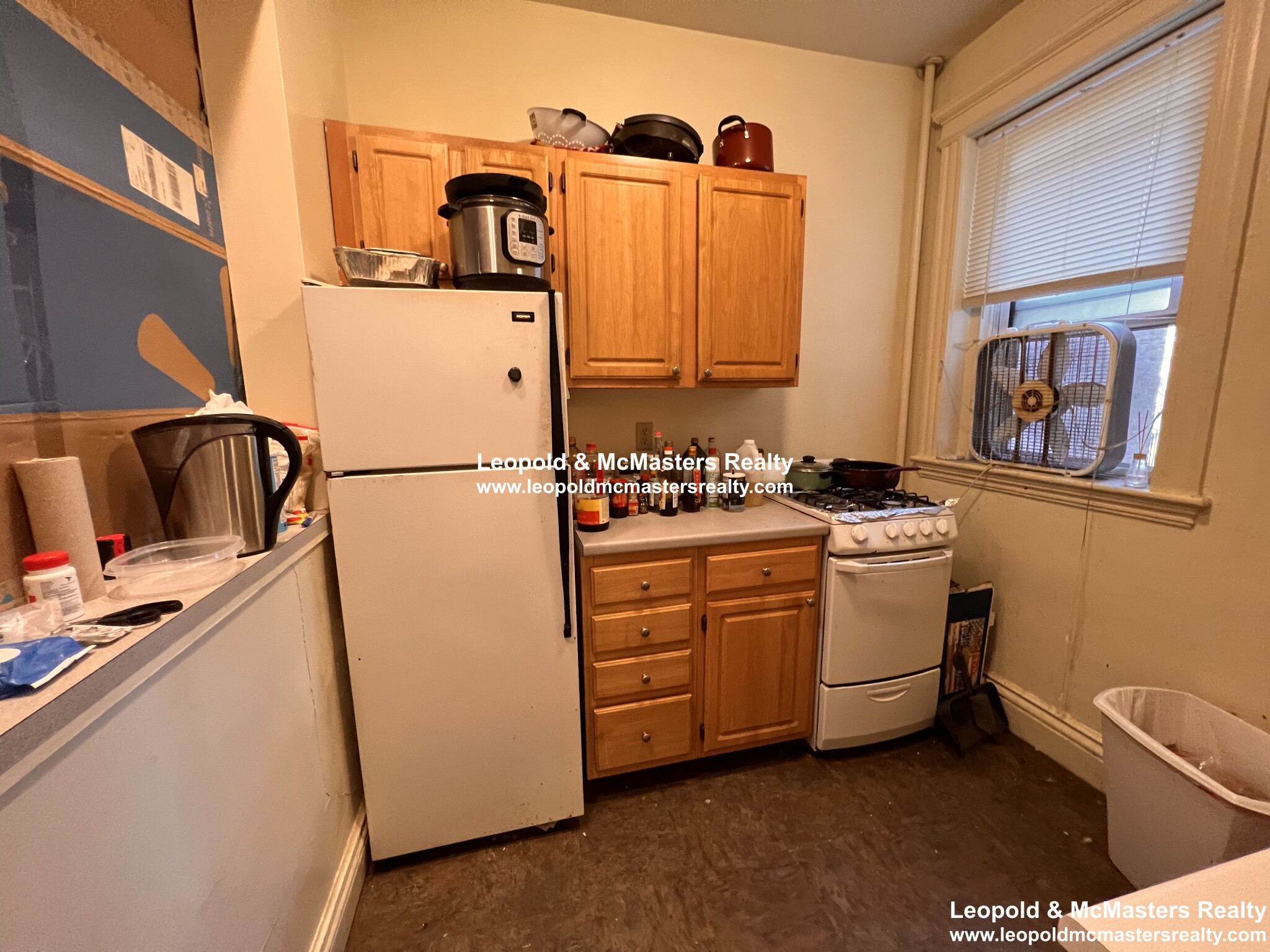 100 Queensberry St, Fenway