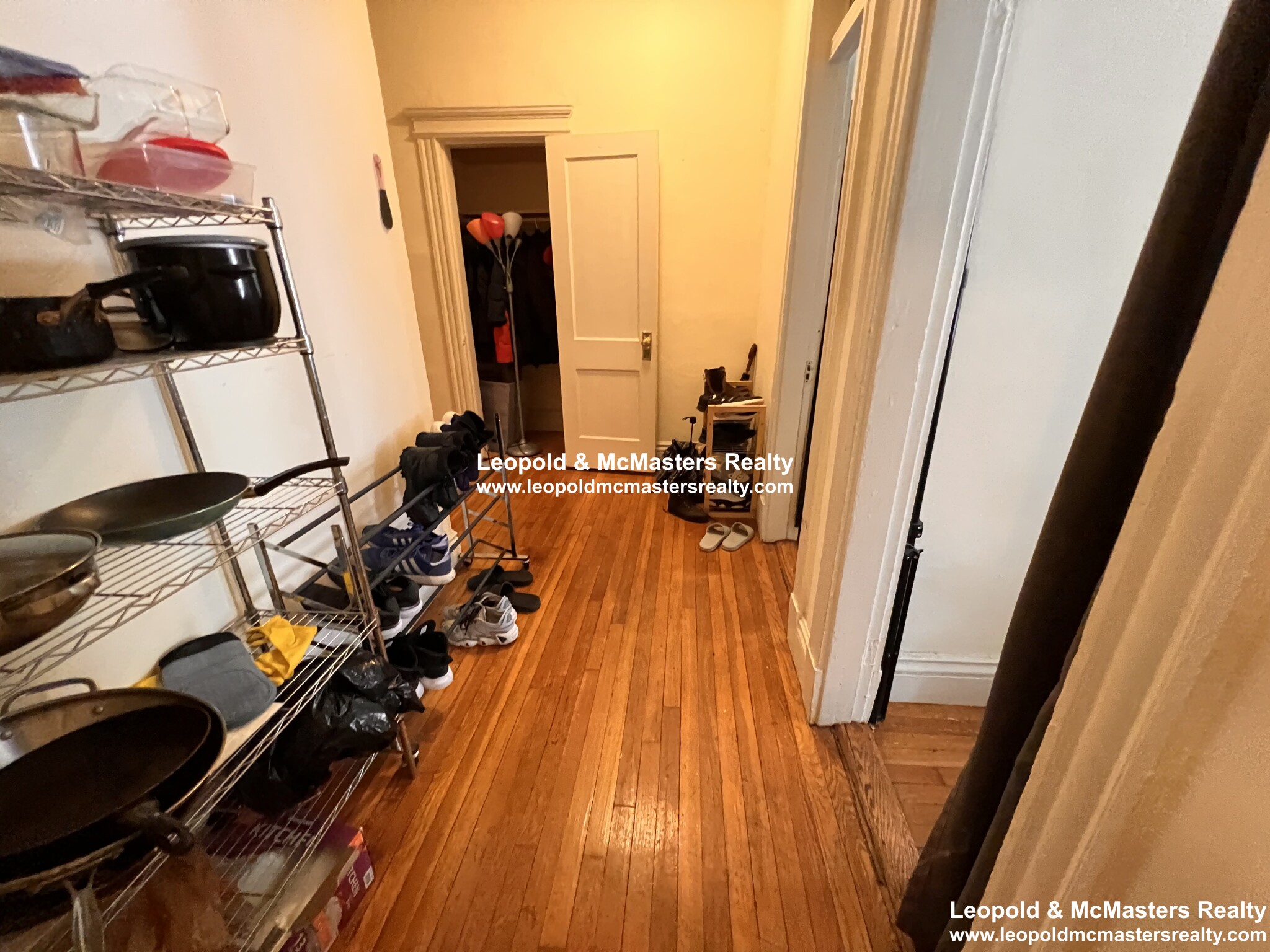 100 Queensberry St, Fenway