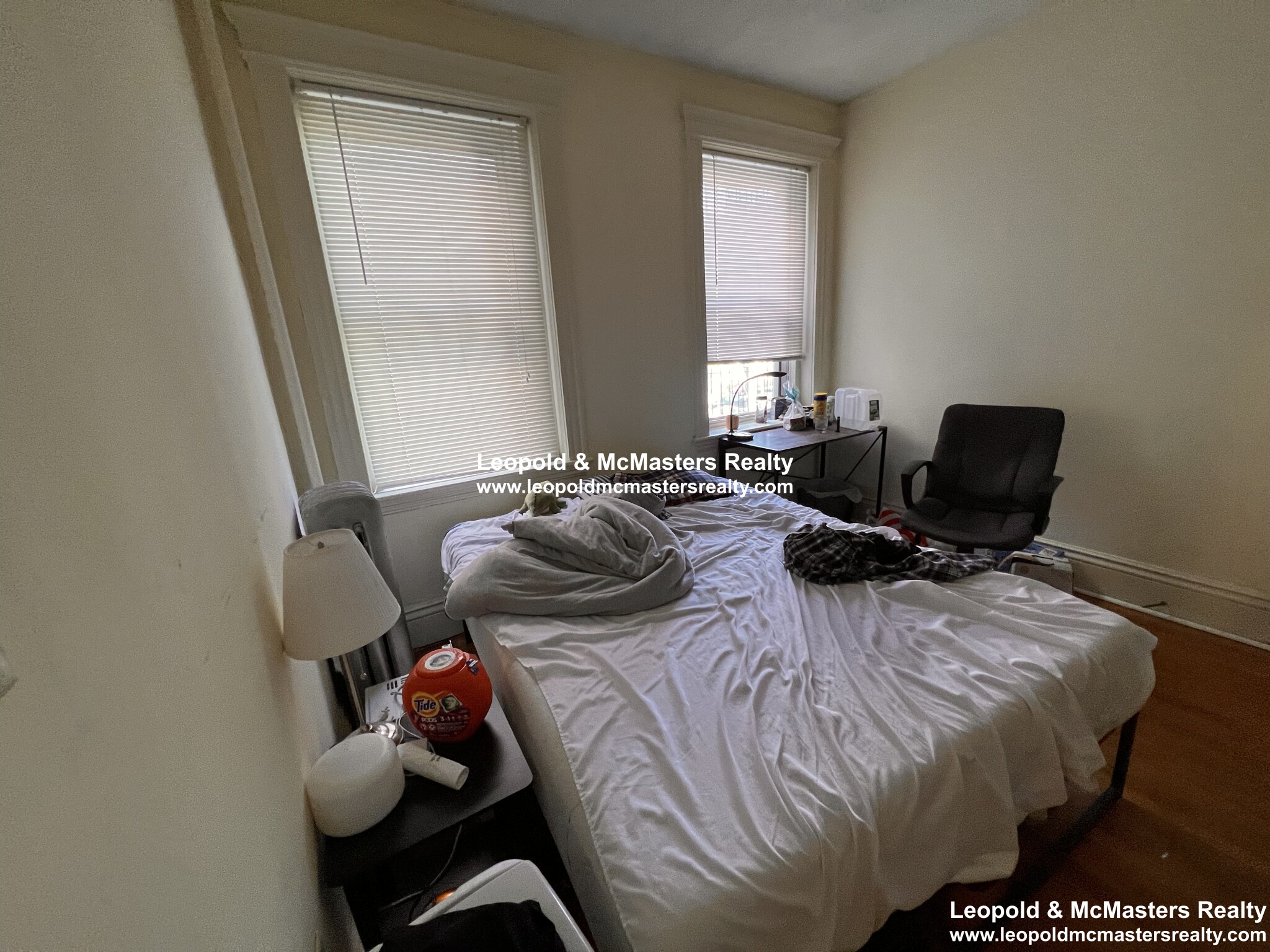 100 Queensberry St, Fenway