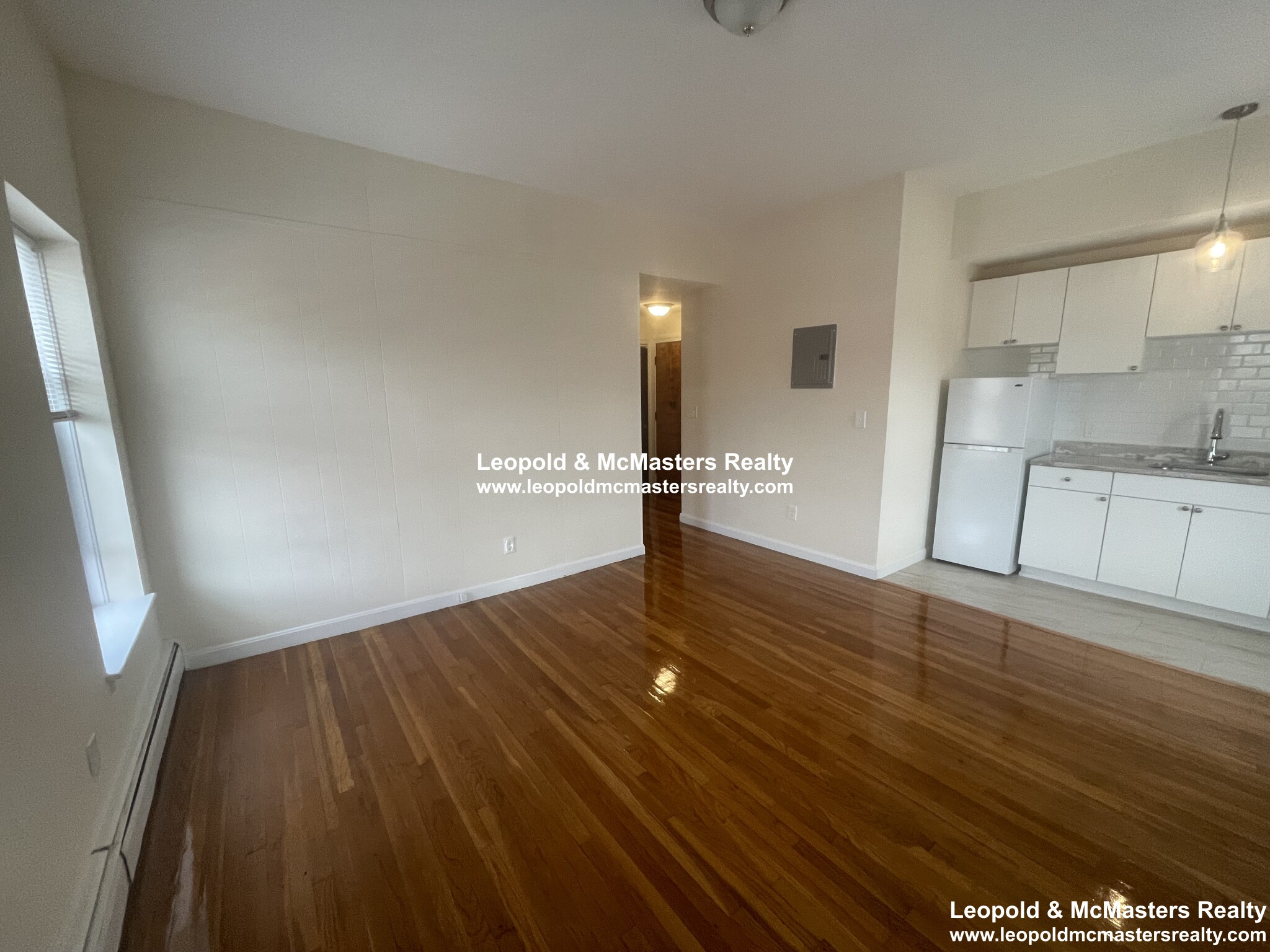 180 North Beacon St, Brighton