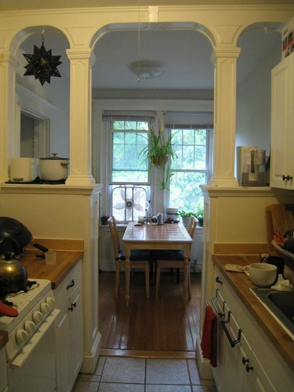 30 Jamaicaway, Jamaica Plain