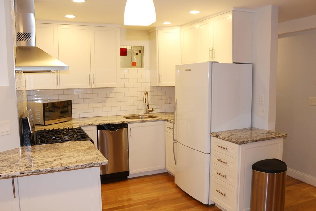 85 Rockview St, Jamaica Plain