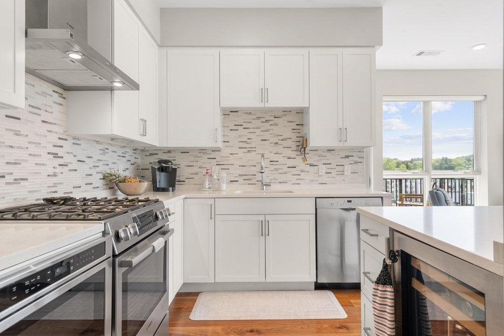 3531 Washington St, Jamaica Plain