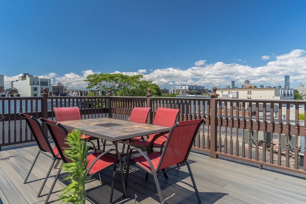 39 Dorchester St, South Boston