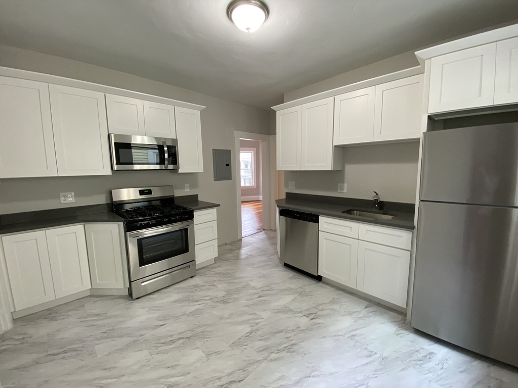 99 Capen St, Dorchester