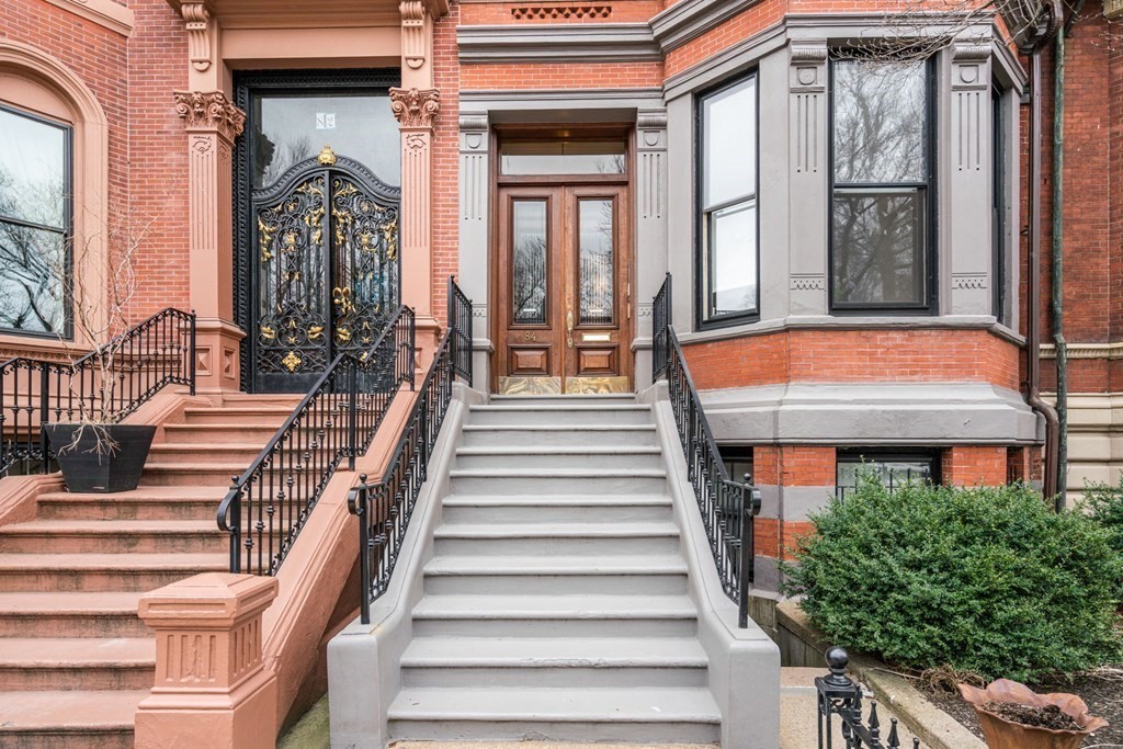 84 Commonwealth Ave, Back Bay