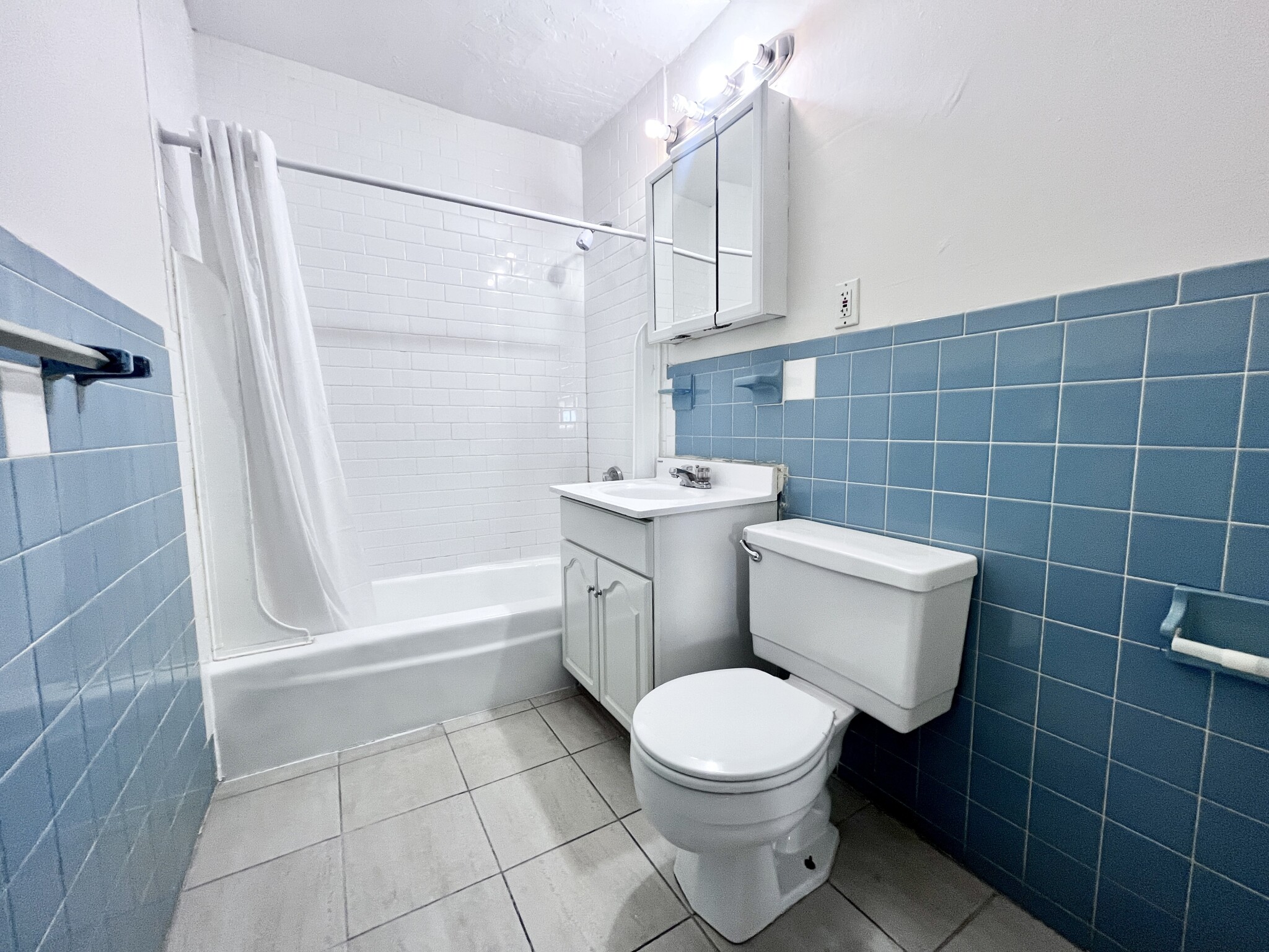 81 Gardner St, Allston