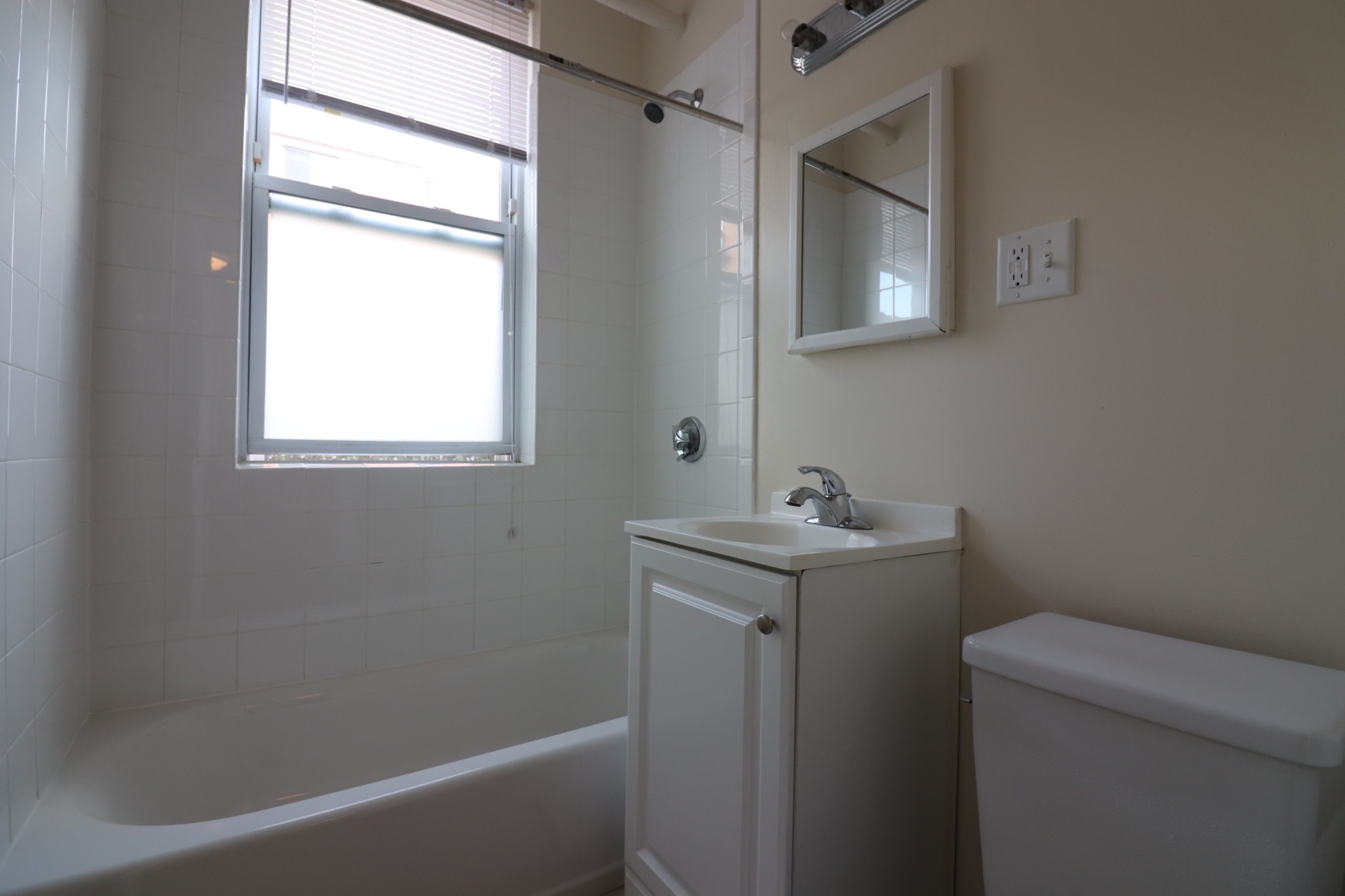 84 Sutherland Rd, Brighton