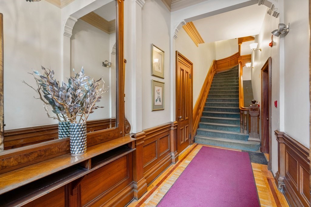 84 Commonwealth Ave, Back Bay