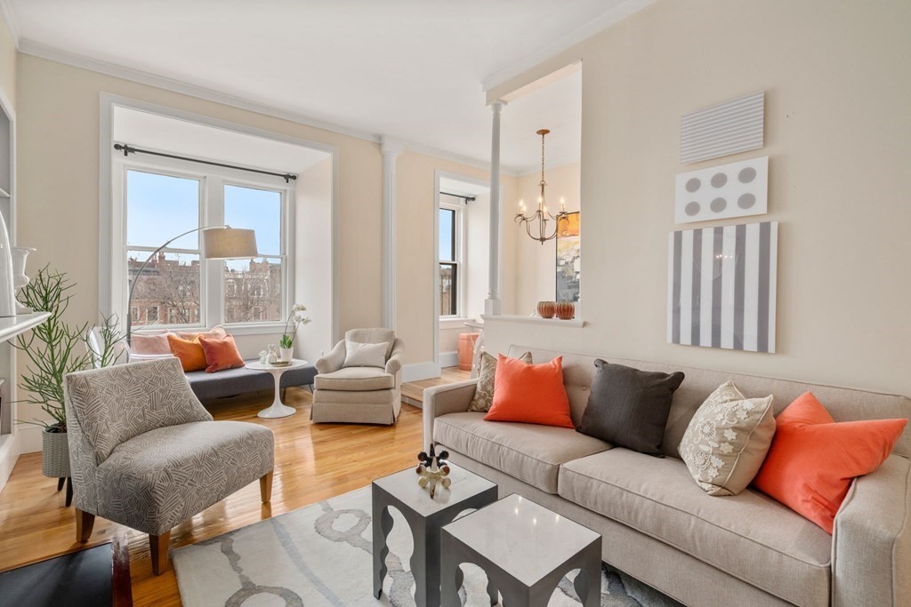 84 Commonwealth Ave, Back Bay