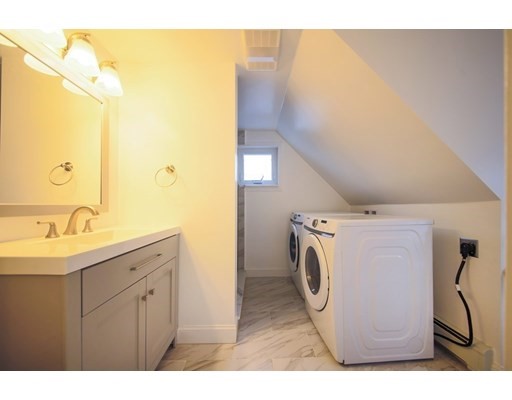 96 Washington St, Malden