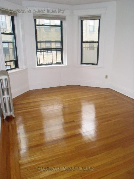 27 Saint Lukes Rd, Allston