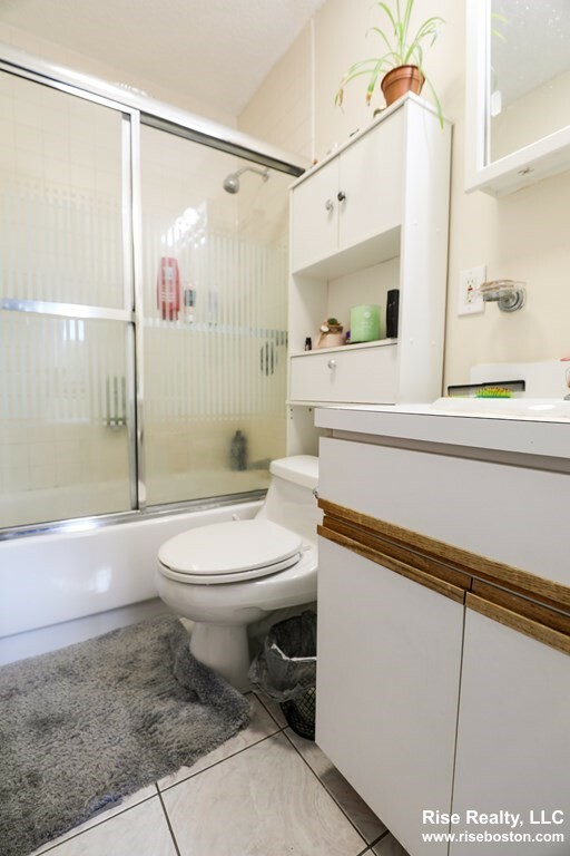 33 Pond Ave, Brookline Village