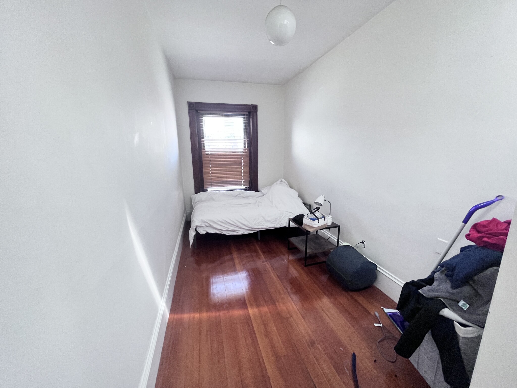 849 Beacons St, Fenway