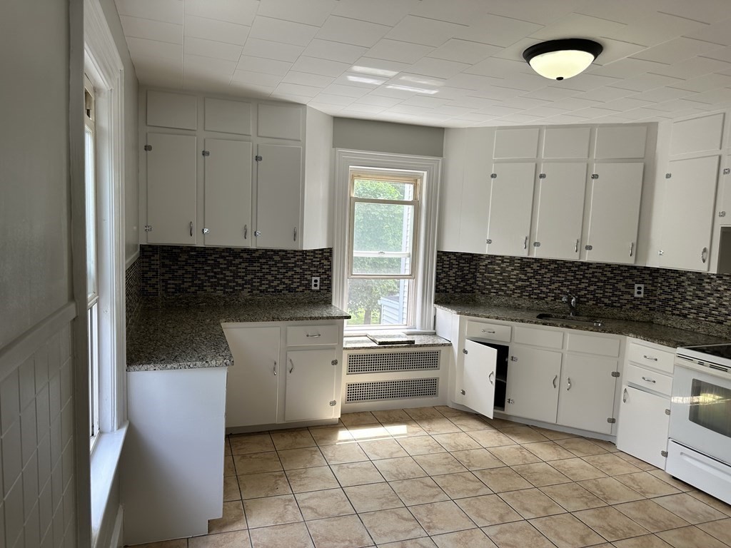 148 George St, Tufts University