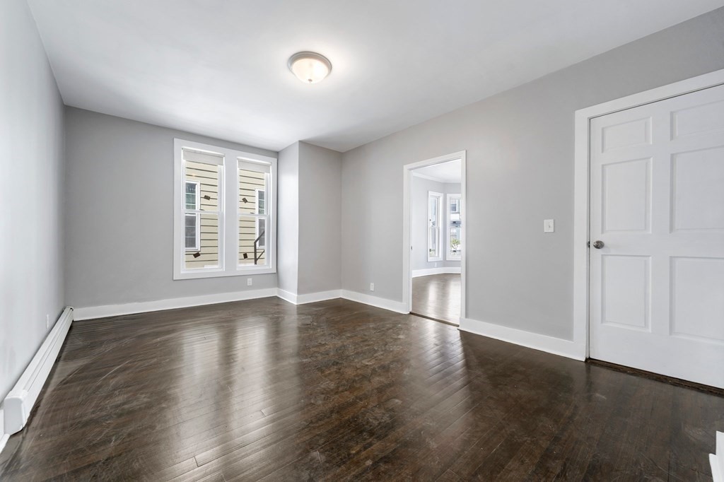 23 Cottage St, Dorchester