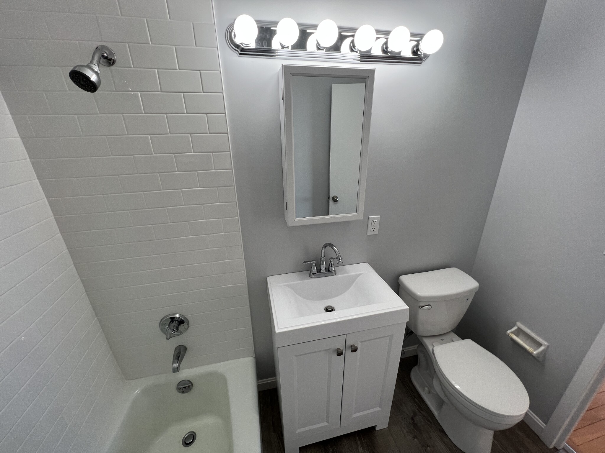 85 India Row, West End