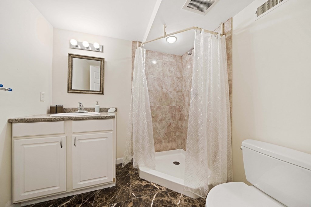 11 Thurston Rd, Newton