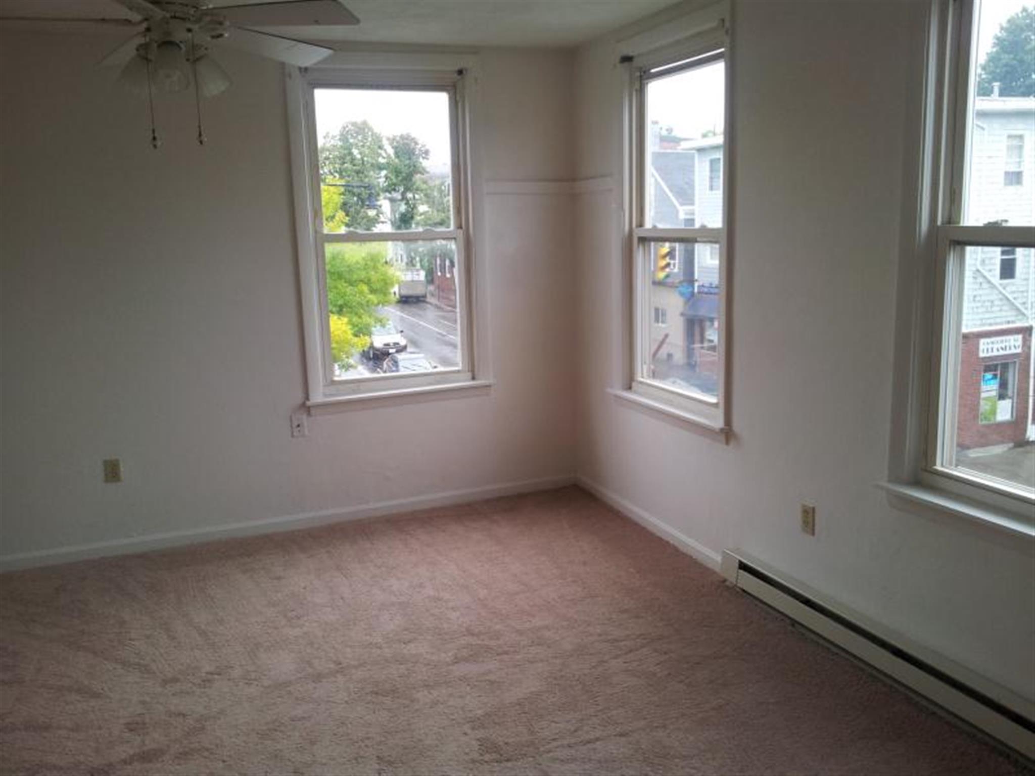 521 Cambridge St, East Cambridge