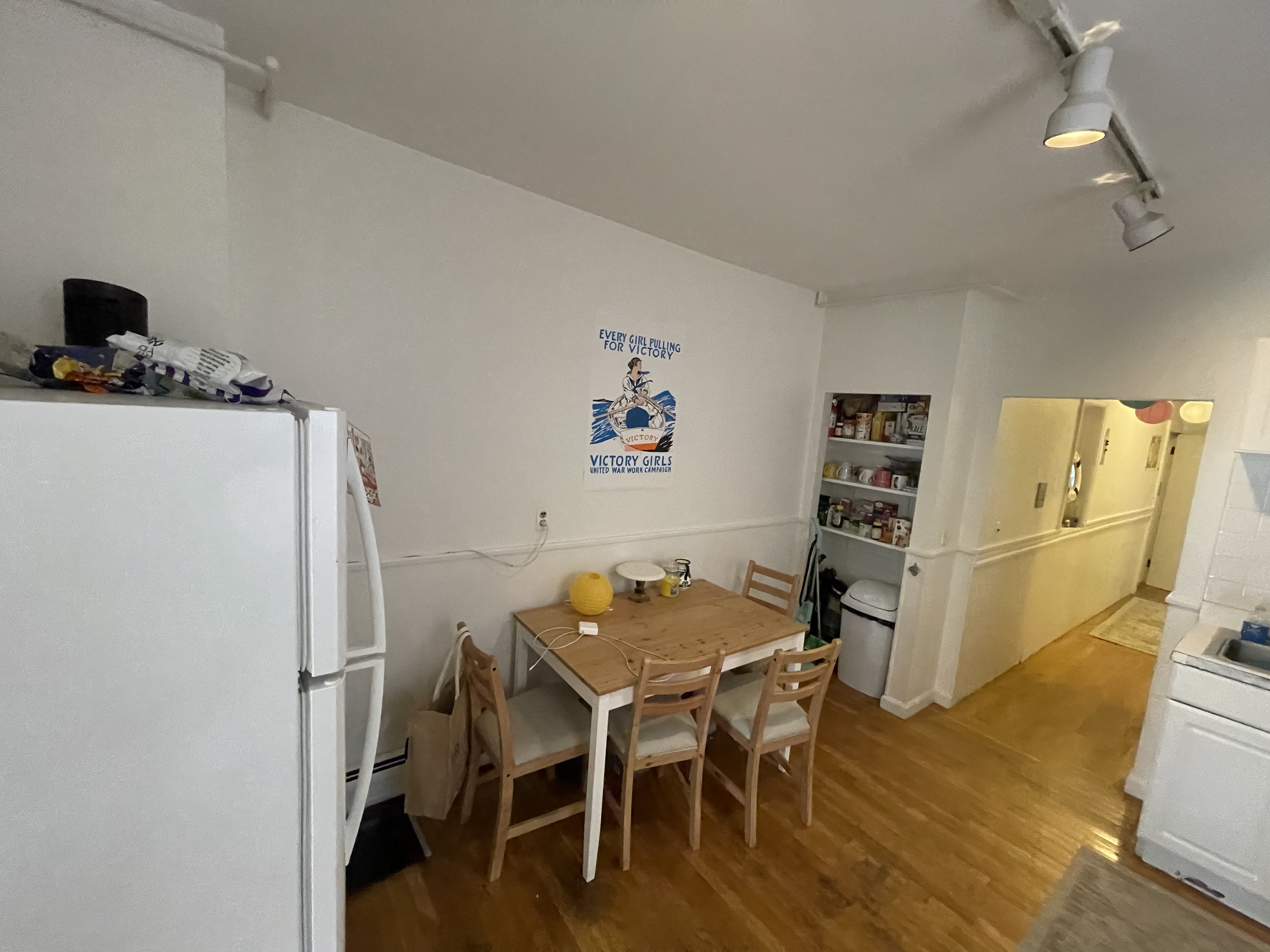 17 Irving St, Beacon Hill