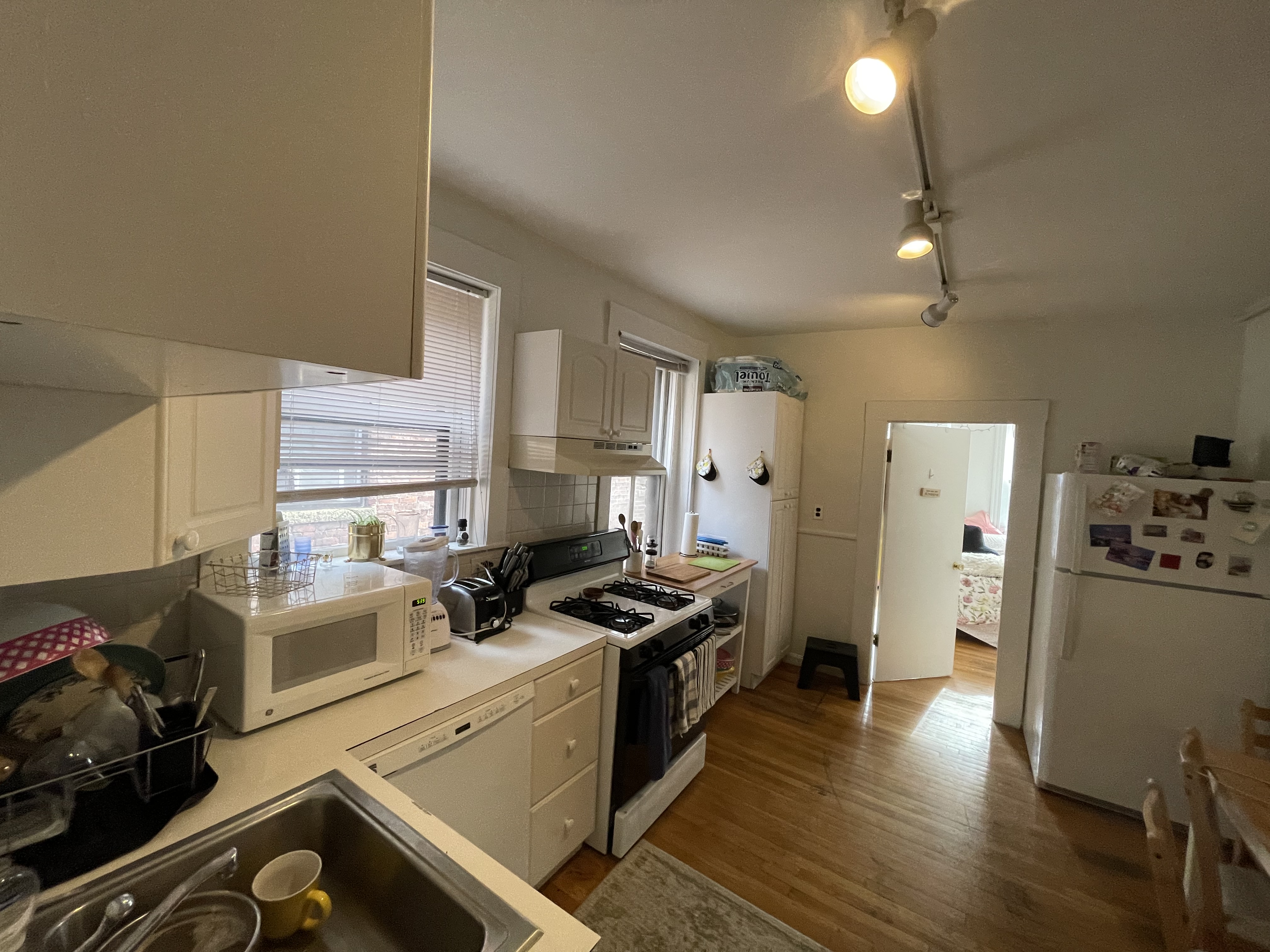 17 Irving St, Beacon Hill