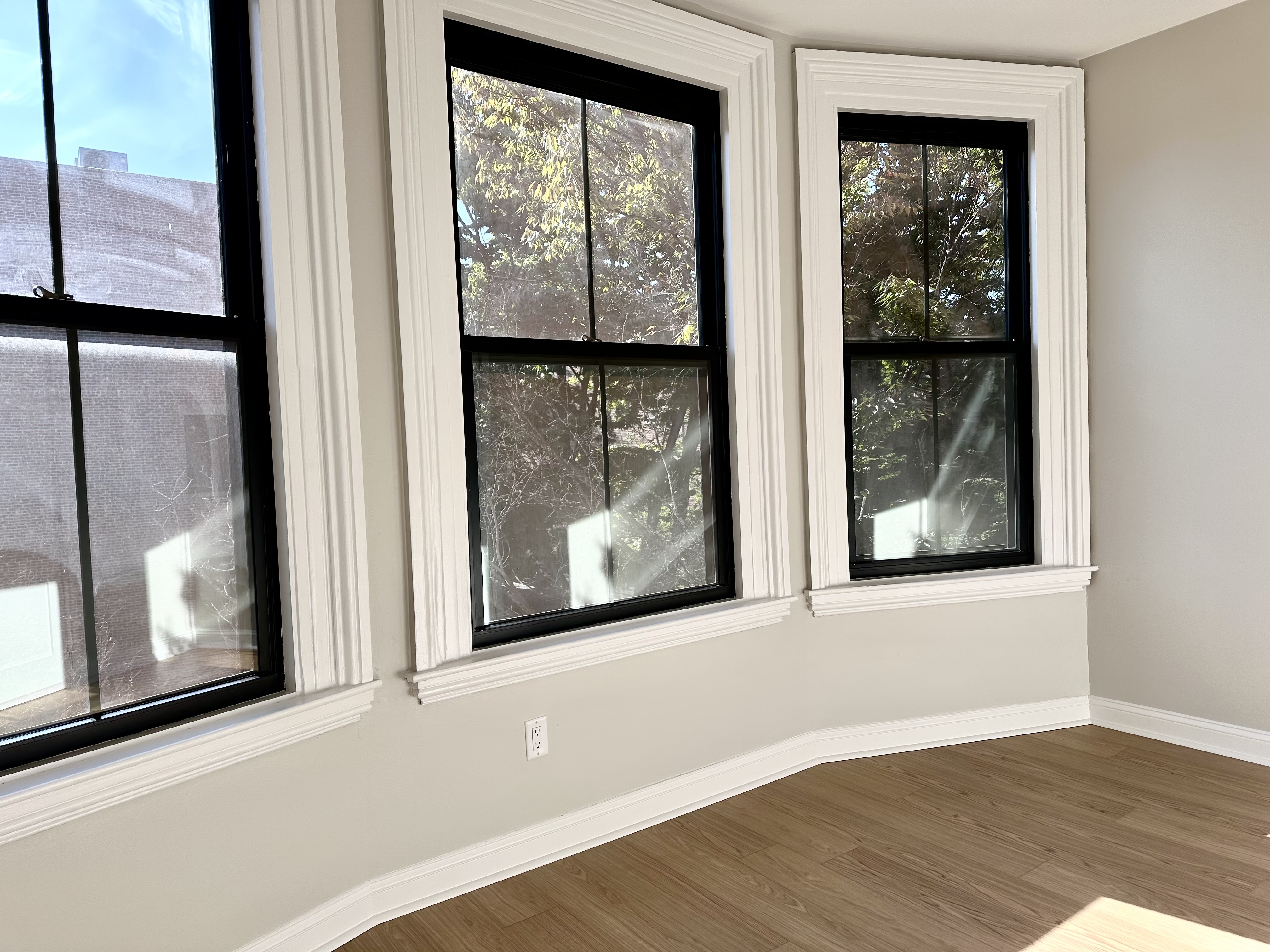 557 Columbus Ave, South End